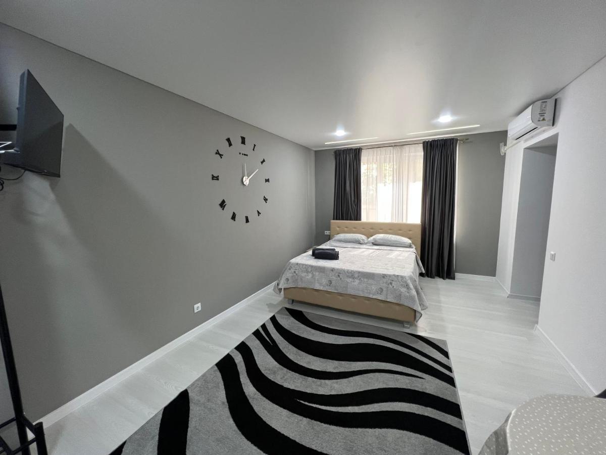 Apartamet chirie Edinet Bagian luar foto