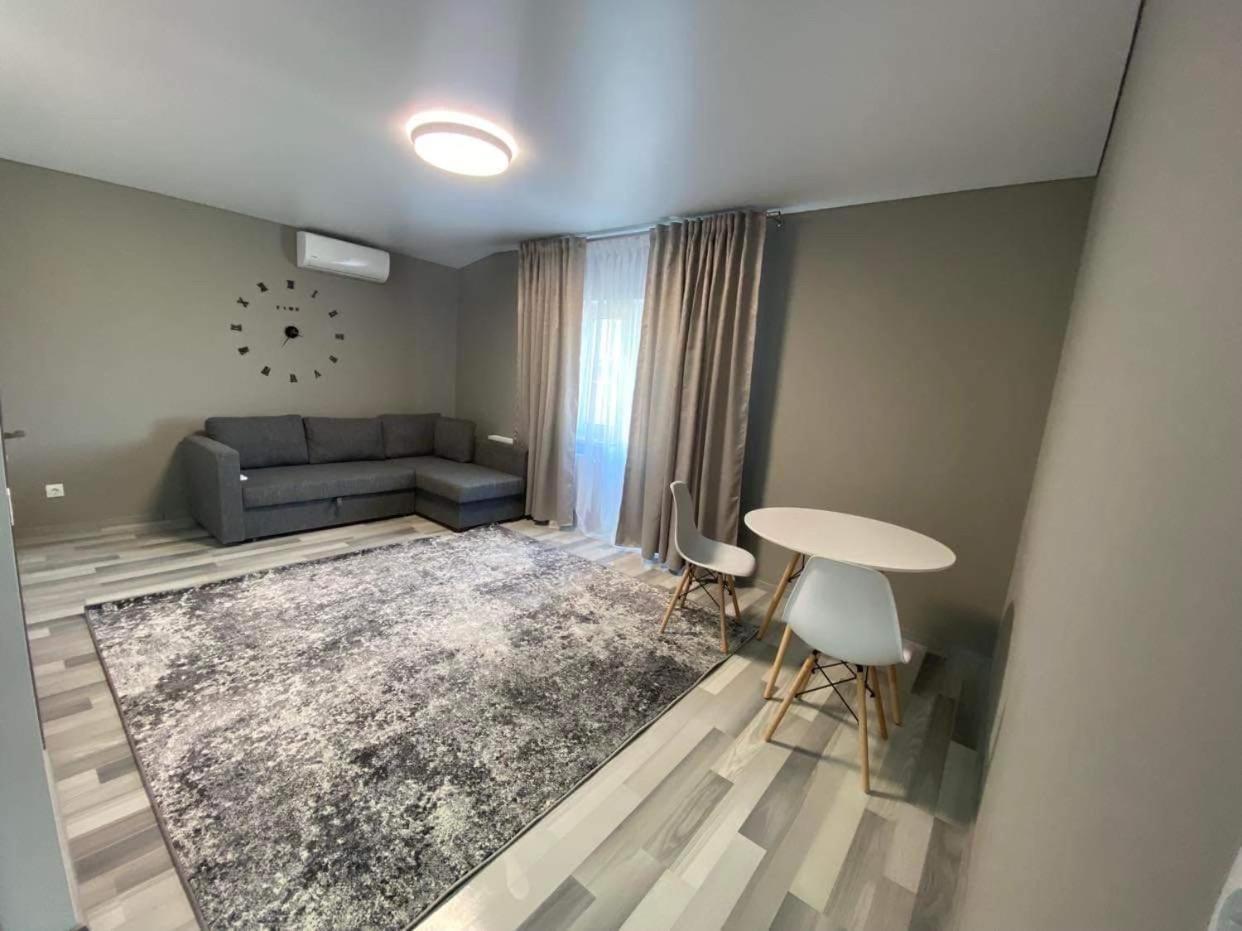 Apartamet chirie Edinet Bagian luar foto